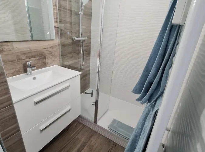 Vacances A Avec Piscine Apartment
